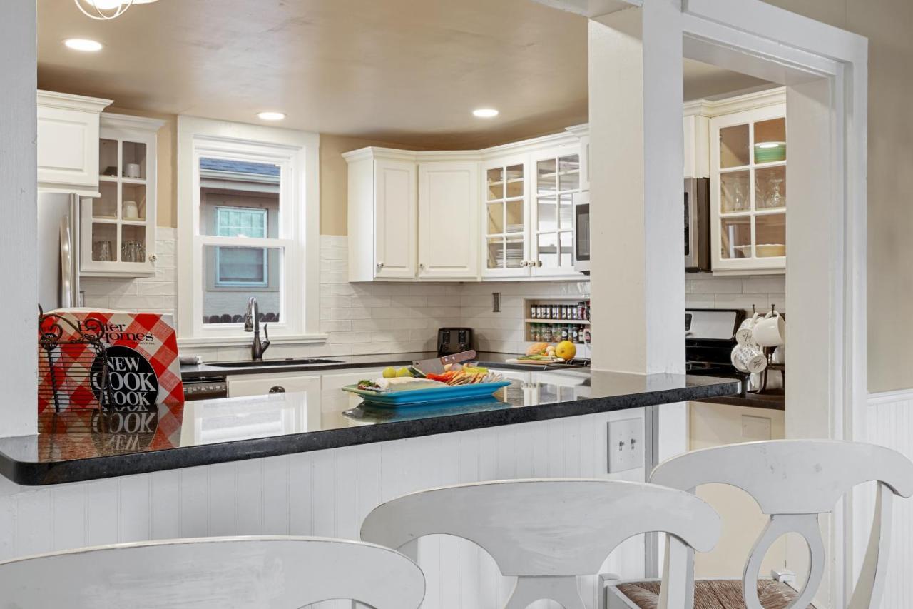 Garden City House With Hot Tub Colorado Springs Ngoại thất bức ảnh
