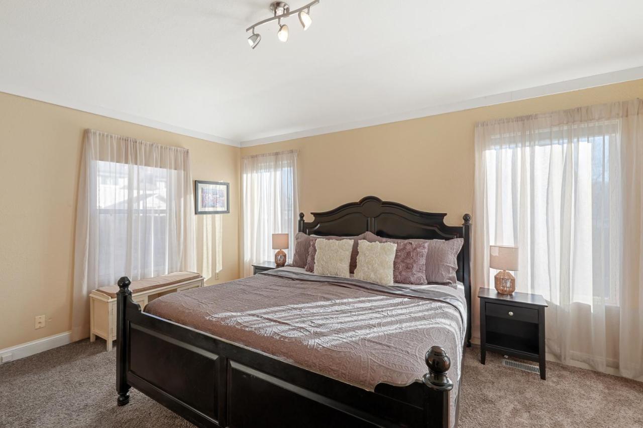 Garden City House With Hot Tub Colorado Springs Ngoại thất bức ảnh