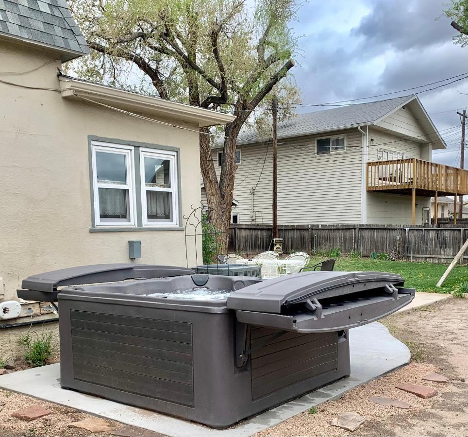 Garden City House With Hot Tub Colorado Springs Ngoại thất bức ảnh